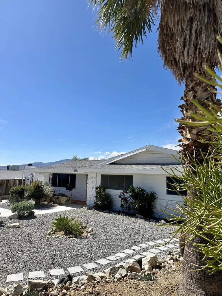 9831 Mesquite Avenue Desert Hot Springs, CA 92240