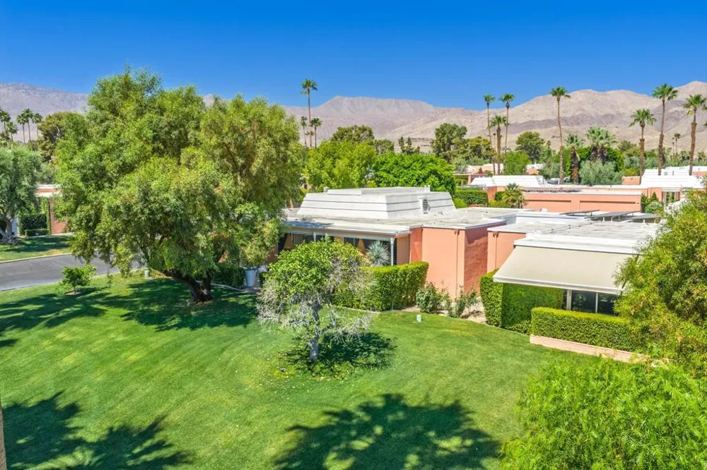 47192 El Agadir Palm Desert, CA 92260