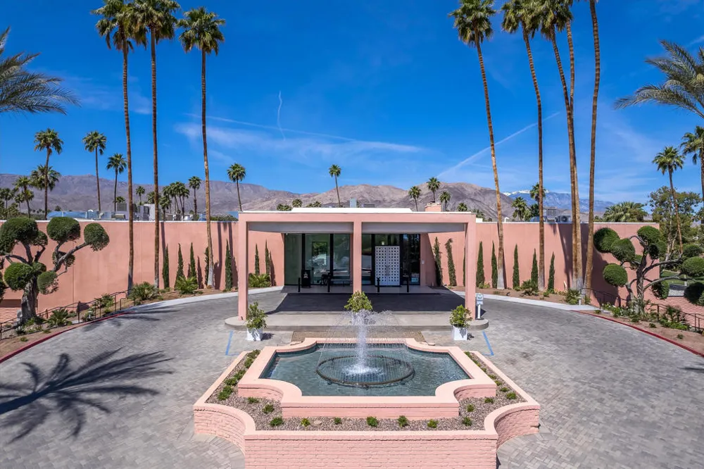 47192 El Agadir Palm Desert, CA 92260