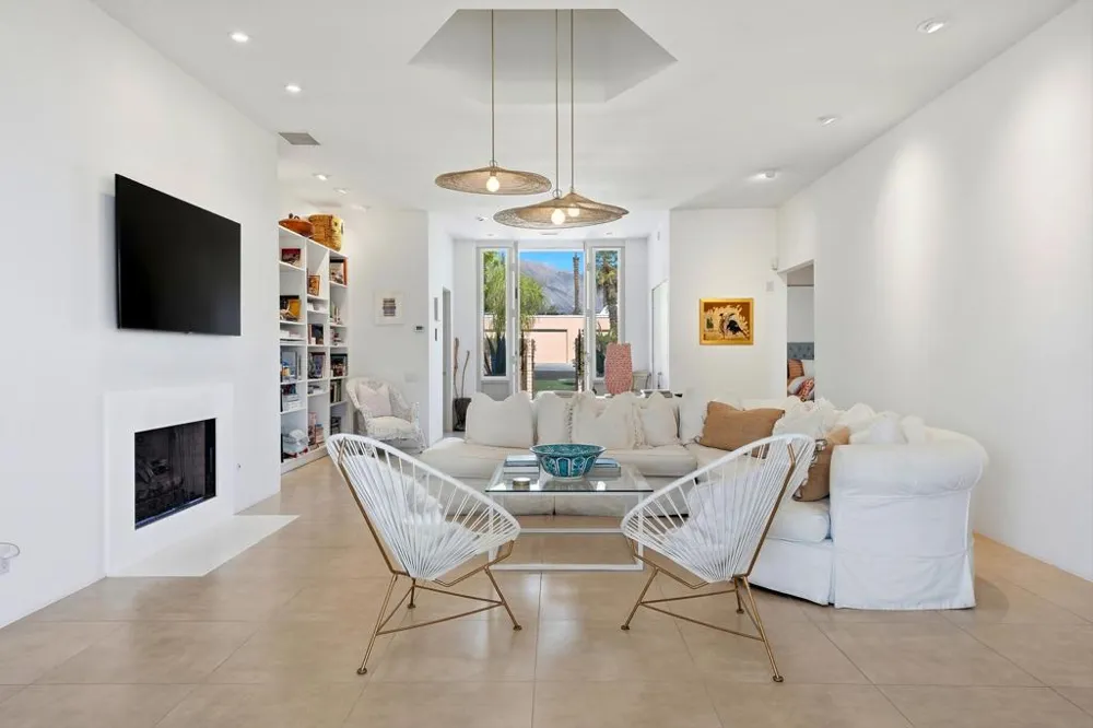 47192 El Agadir Palm Desert, CA 92260