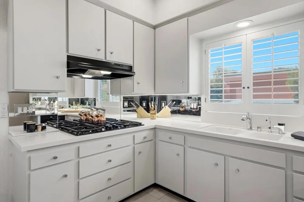 47192 El Agadir Palm Desert, CA 92260