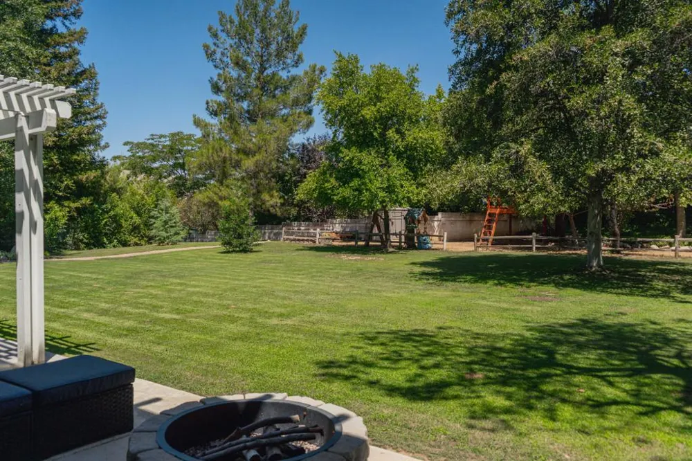 37254 Ironwood Drive Yucaipa, CA 92399