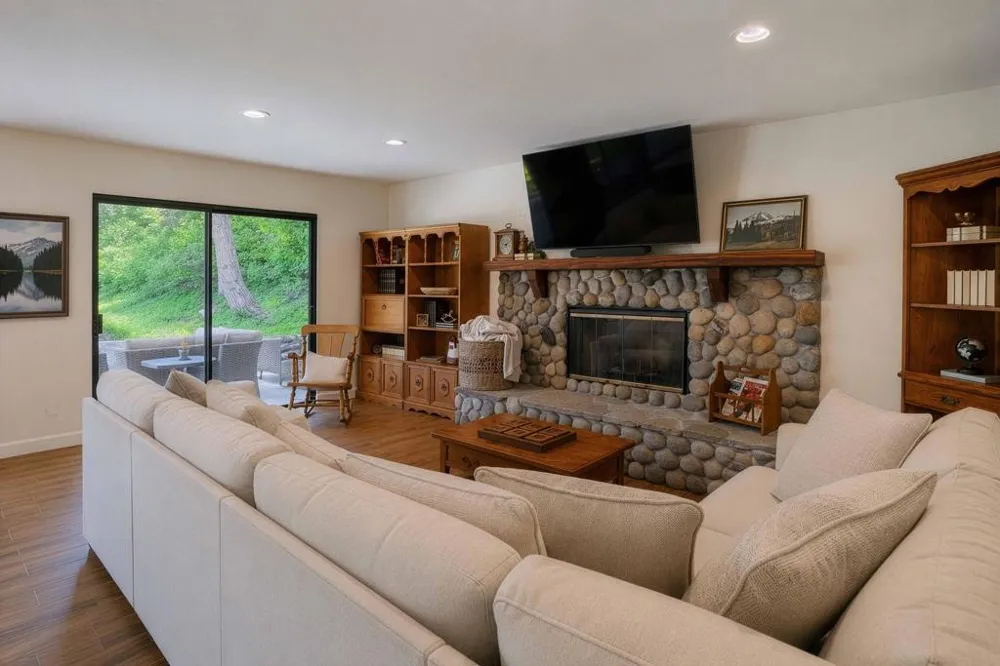 37254 Ironwood Drive Yucaipa, CA 92399