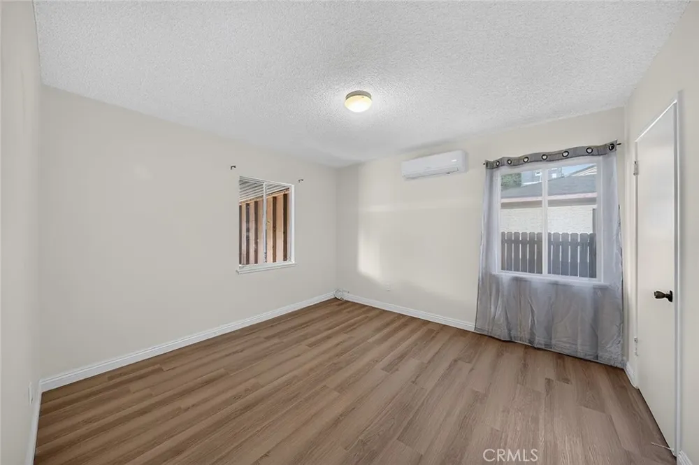 16734 E Devanah Covina, CA 91722