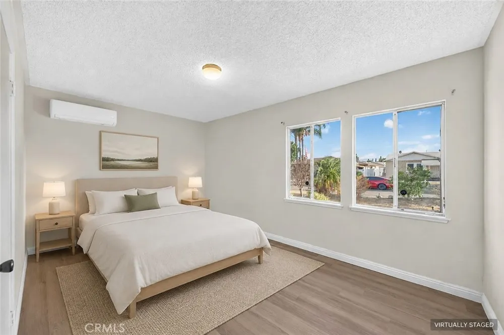 16734 E Devanah Covina, CA 91722