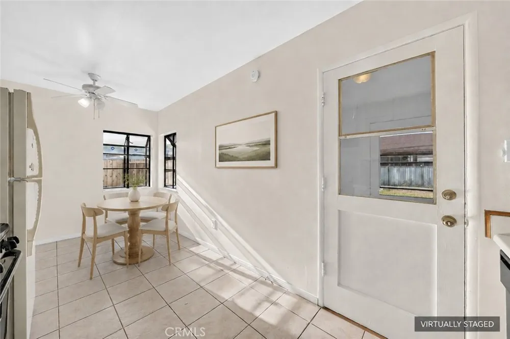 16734 E Devanah Covina, CA 91722