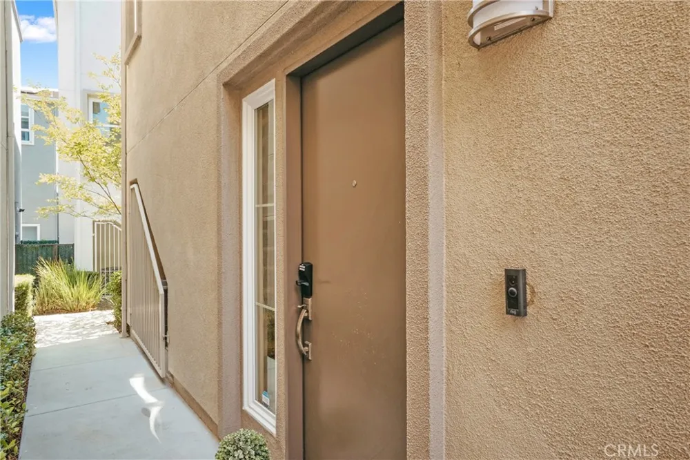 2700 E Chaucer E #41 Los Angeles, CA 90065