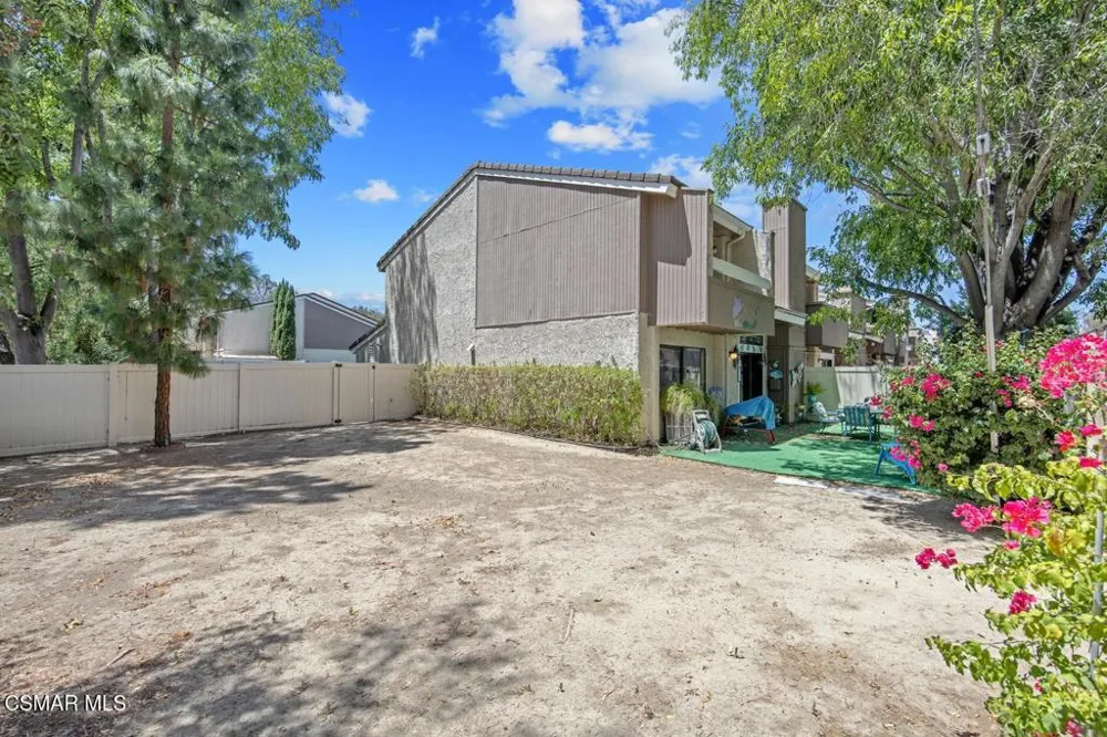 474 Artisan Road #19 Newbury Park, CA 91320