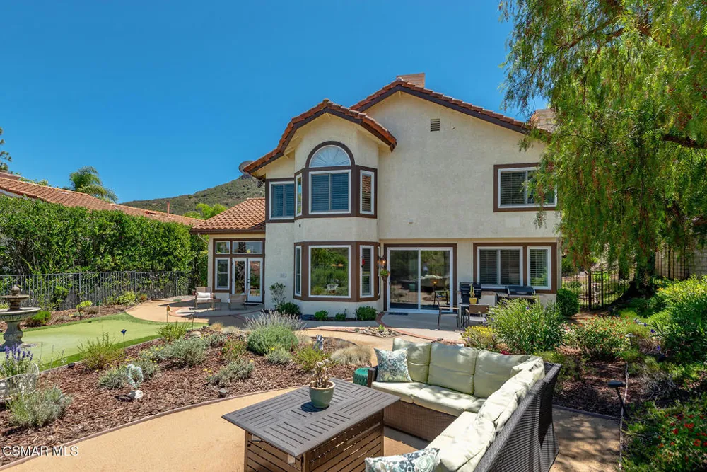 32711 Pacifica Court Westlake Village, CA 91361