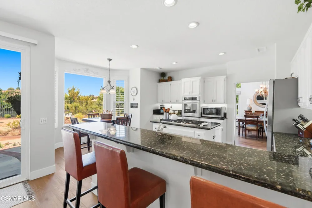 32711 Pacifica Court Westlake Village, CA 91361