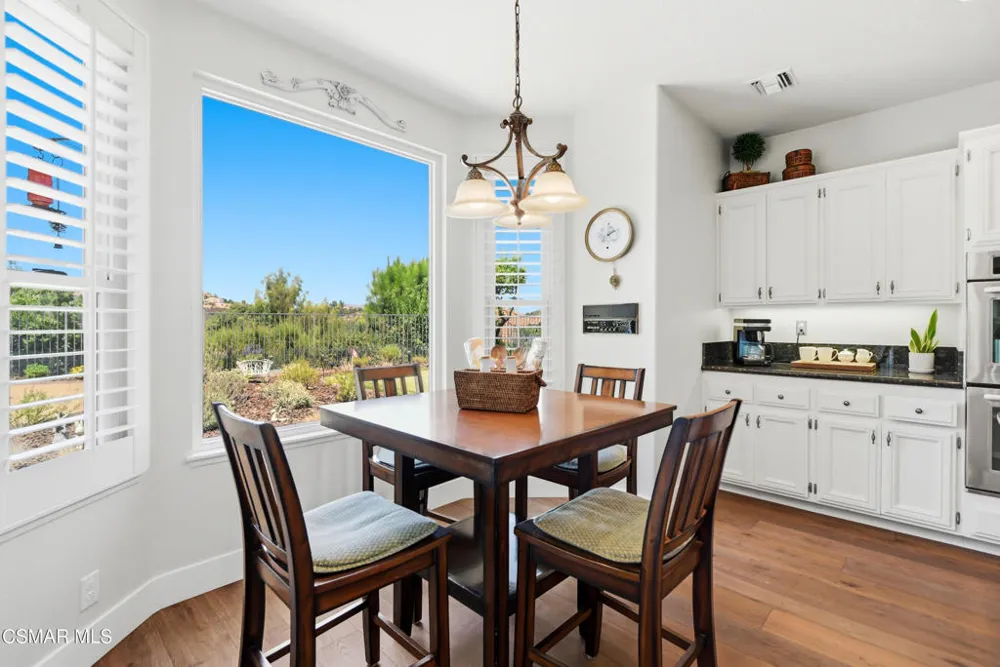 32711 Pacifica Court Westlake Village, CA 91361