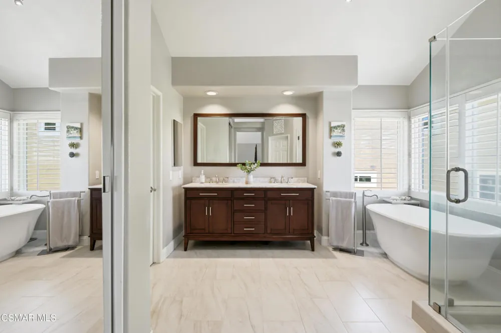 32711 Pacifica Court Westlake Village, CA 91361