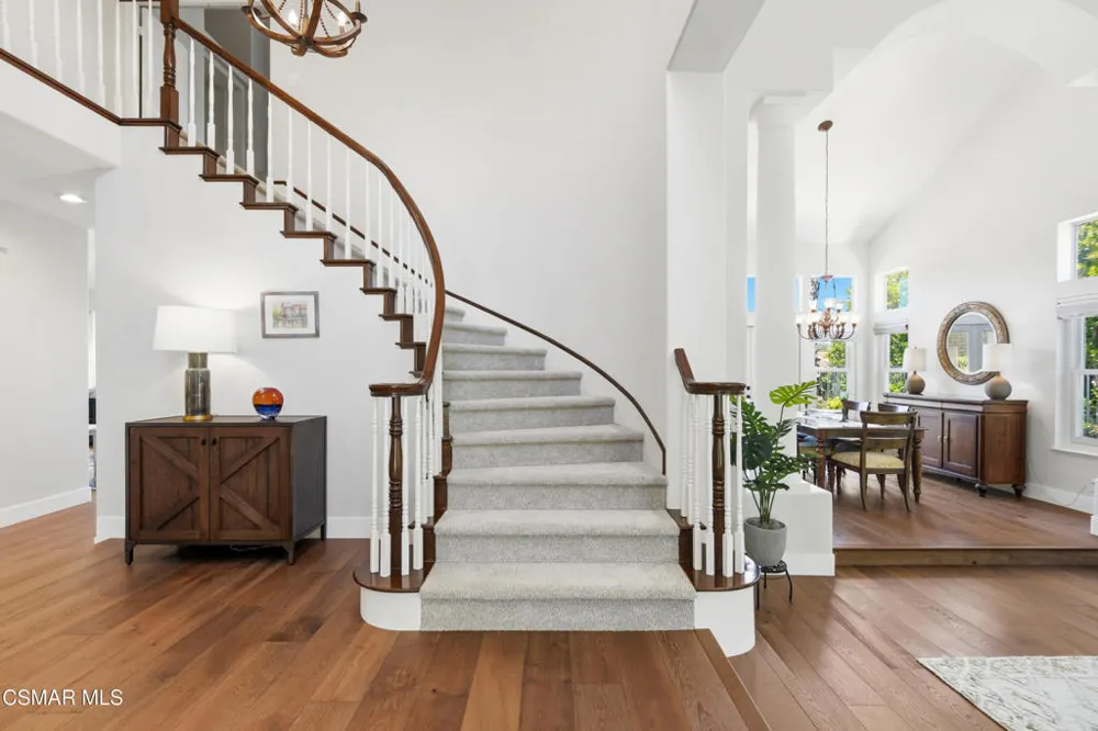 32711 Pacifica Court Westlake Village, CA 91361