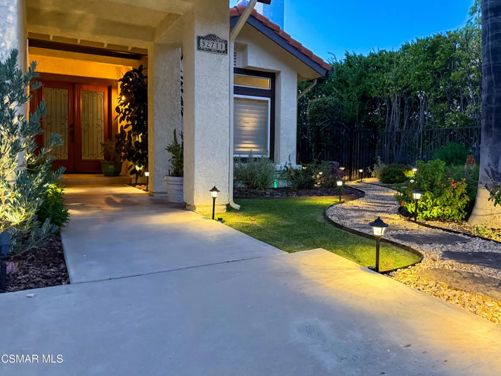 32711 Pacifica Court Westlake Village, CA 91361