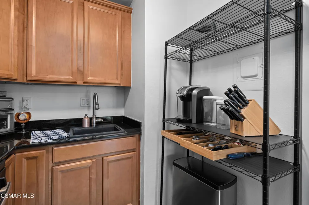 31577 Lindero Canyon Road #6 Westlake Village, CA 91361
