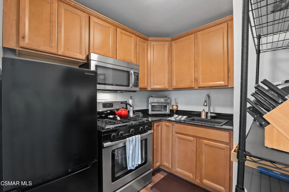 31577 Lindero Canyon Road #6 Westlake Village, CA 91361