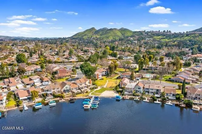 32040 Waterside Lane Westlake Village, CA 91361