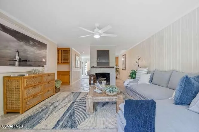 32040 Waterside Lane Westlake Village, CA 91361