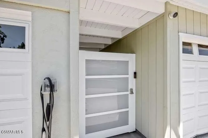 32040 Waterside Lane Westlake Village, CA 91361