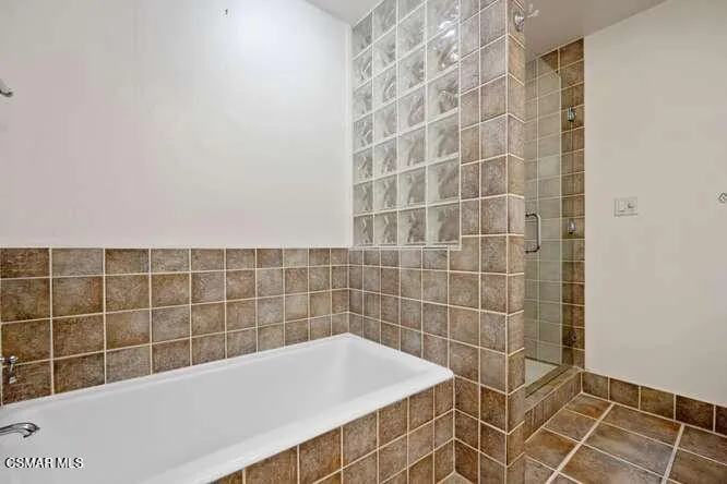 32040 Waterside Lane Westlake Village, CA 91361