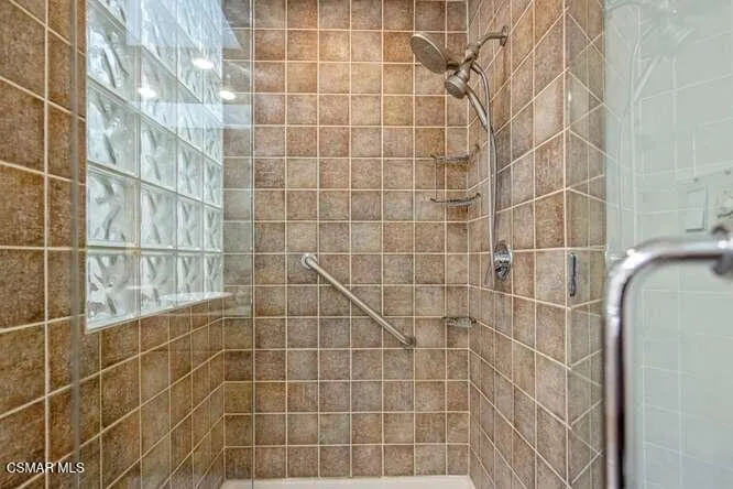 32040 Waterside Lane Westlake Village, CA 91361