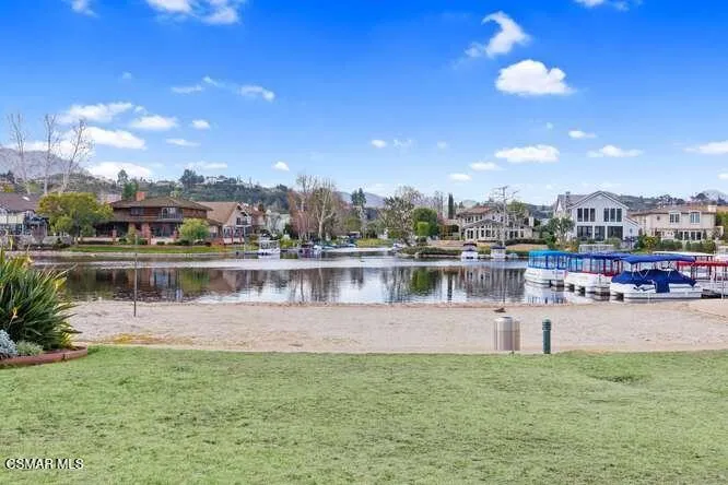 32040 Waterside Lane Westlake Village, CA 91361