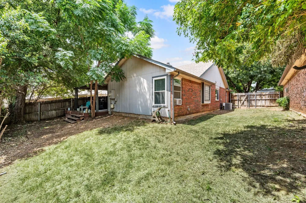 1428 Thistlewood Lane Grapevine, TX 76051