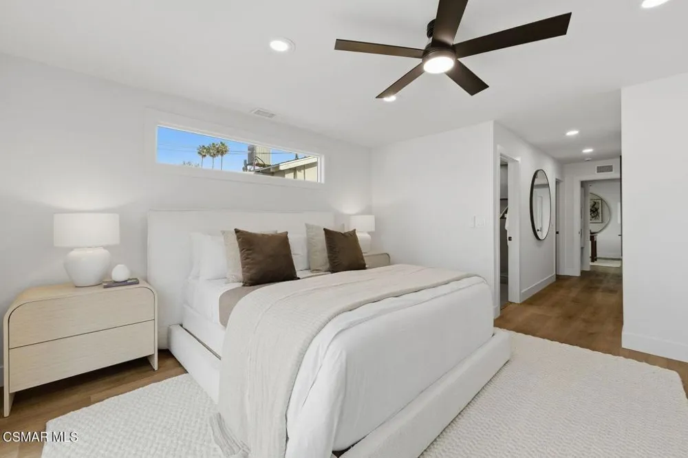 6655 Lederer Avenue Canoga Park, CA 91307