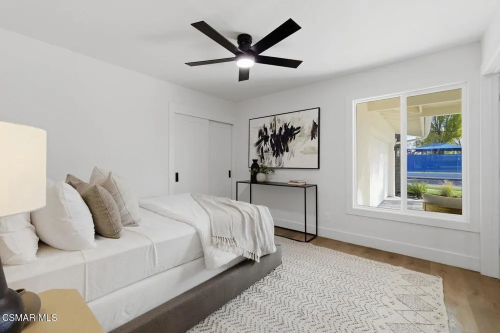 6655 Lederer Avenue Canoga Park, CA 91307