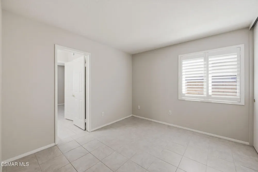 141 Giant Oak Avenue Newbury Park, CA 91320