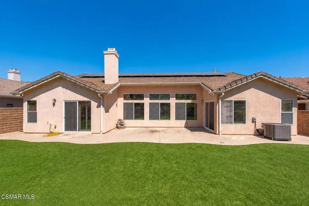 141 Giant Oak Avenue Newbury Park, CA 91320