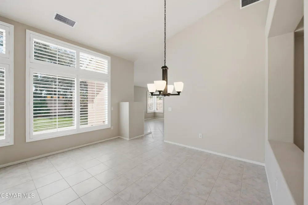 141 Giant Oak Avenue Newbury Park, CA 91320