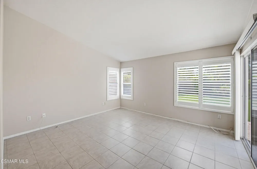 141 Giant Oak Avenue Newbury Park, CA 91320