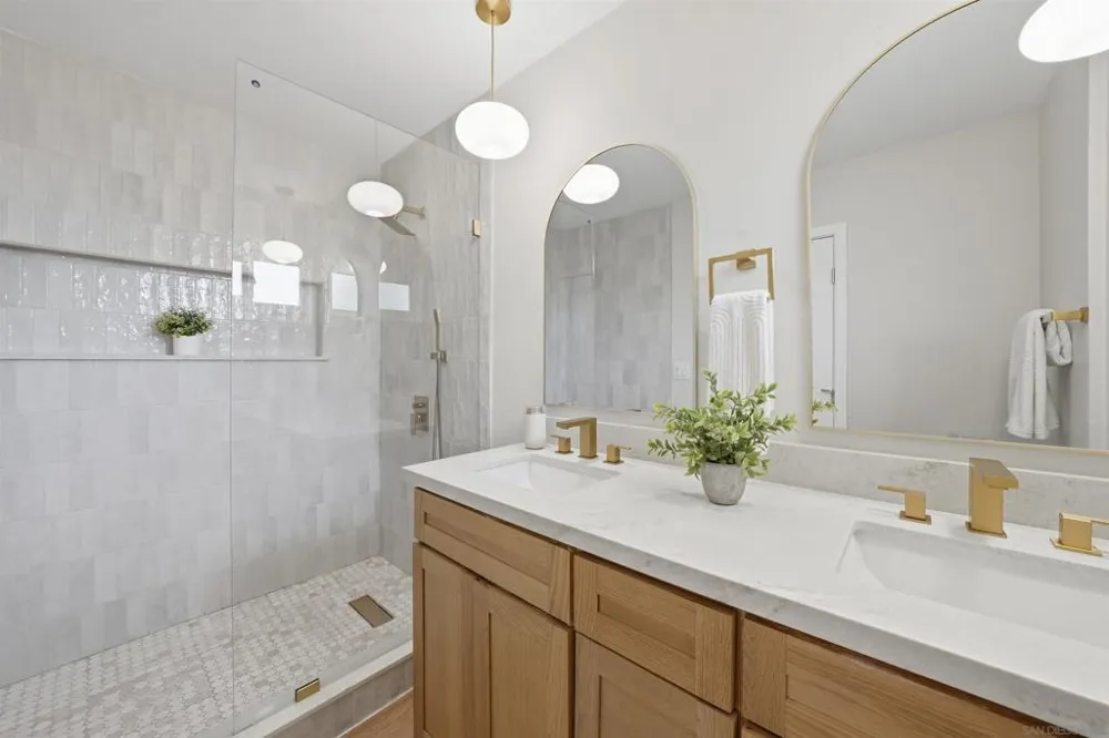 3448 Willow Bonita, CA 91902