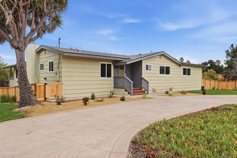 3448 Willow Bonita, CA 91902