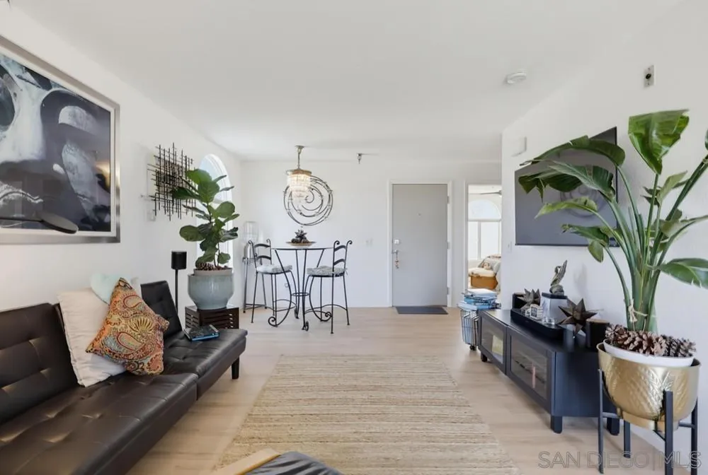 5252 Orange Avenue #131 San Diego, CA 92115