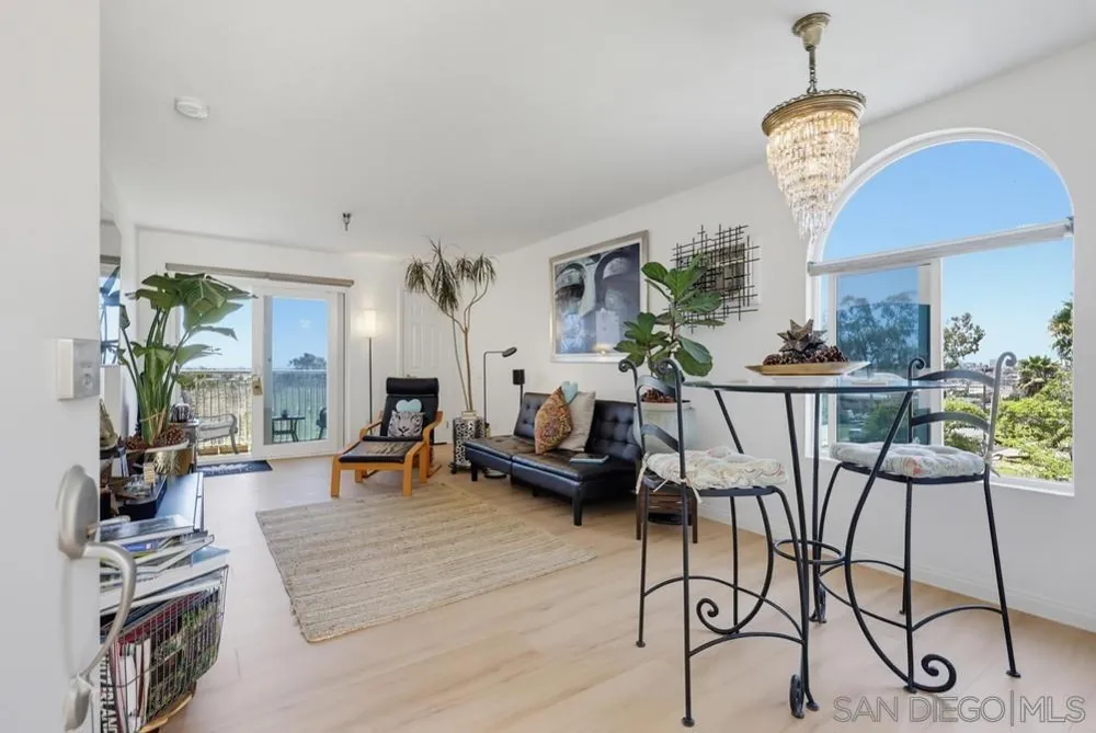 5252 Orange Avenue #131 San Diego, CA 92115