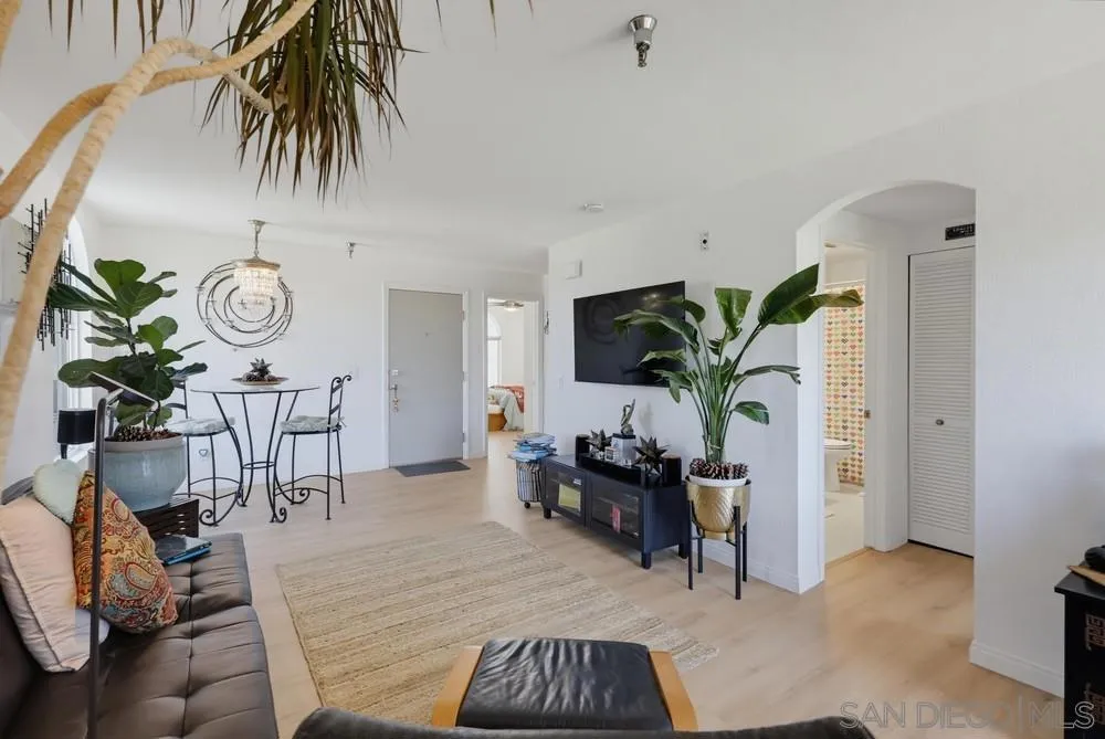 5252 Orange Avenue #131 San Diego, CA 92115