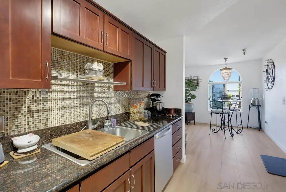 5252 Orange Avenue #131 San Diego, CA 92115