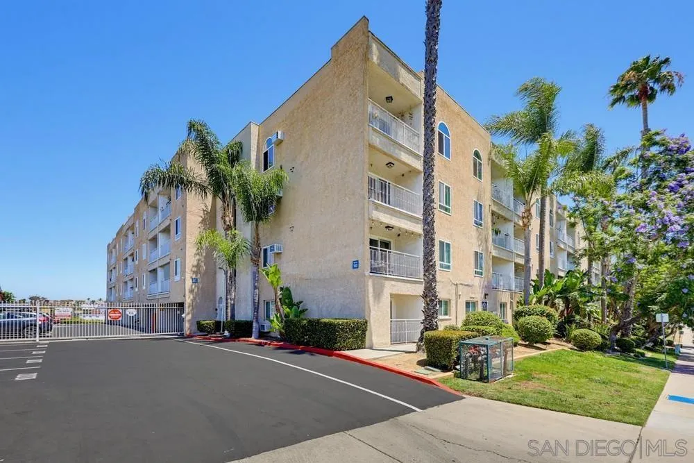 5252 Orange Avenue #131 San Diego, CA 92115
