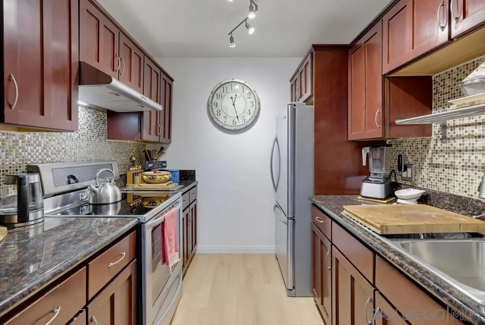 5252 Orange Avenue #131 San Diego, CA 92115