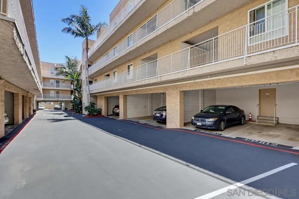 5252 Orange Avenue #131 San Diego, CA 92115