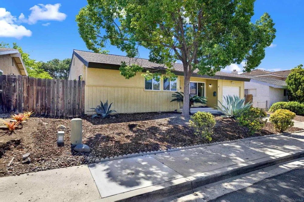 13351 Silver Lake Dr. Poway, CA 92064