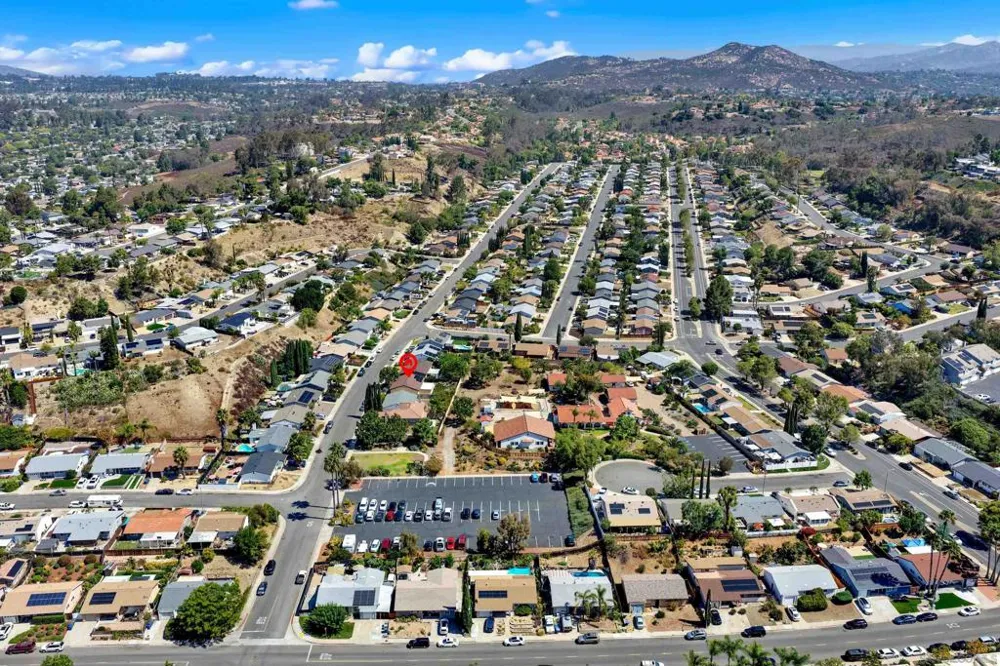 13351 Silver Lake Dr. Poway, CA 92064