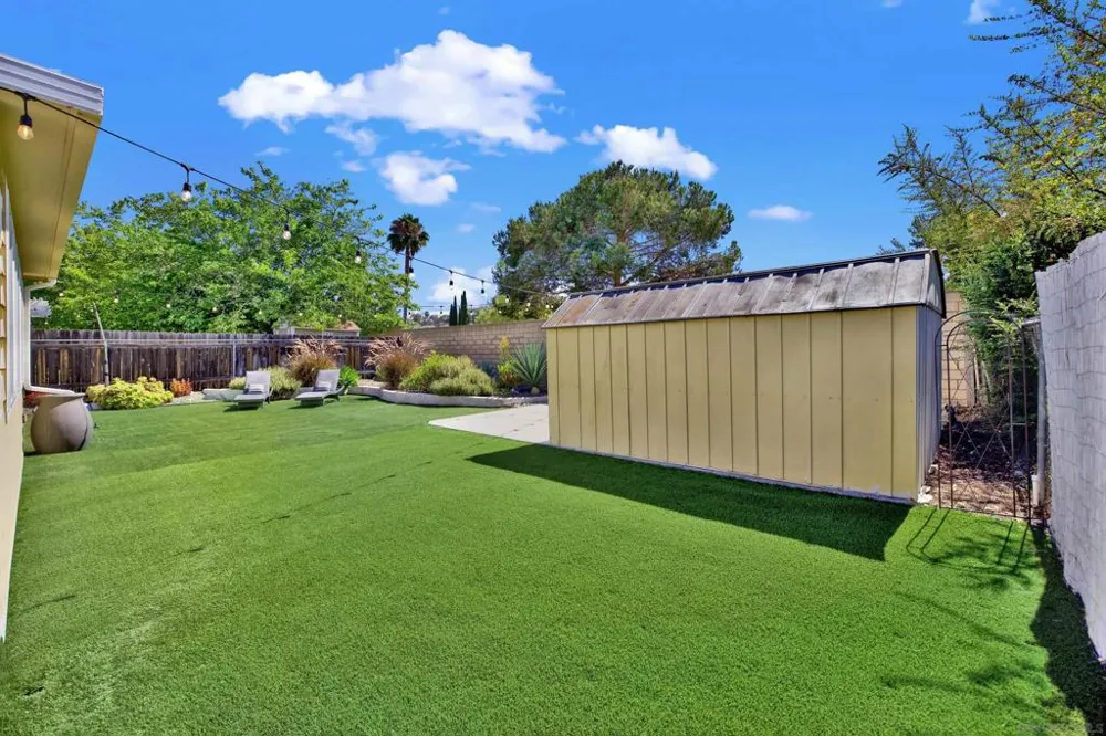 13351 Silver Lake Dr. Poway, CA 92064