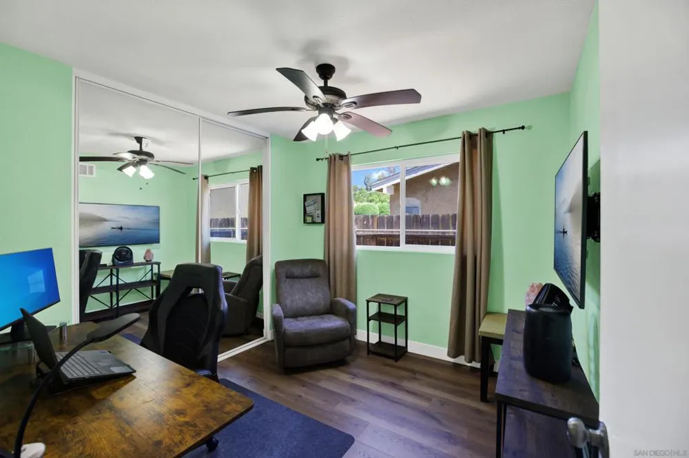 13351 Silver Lake Dr. Poway, CA 92064