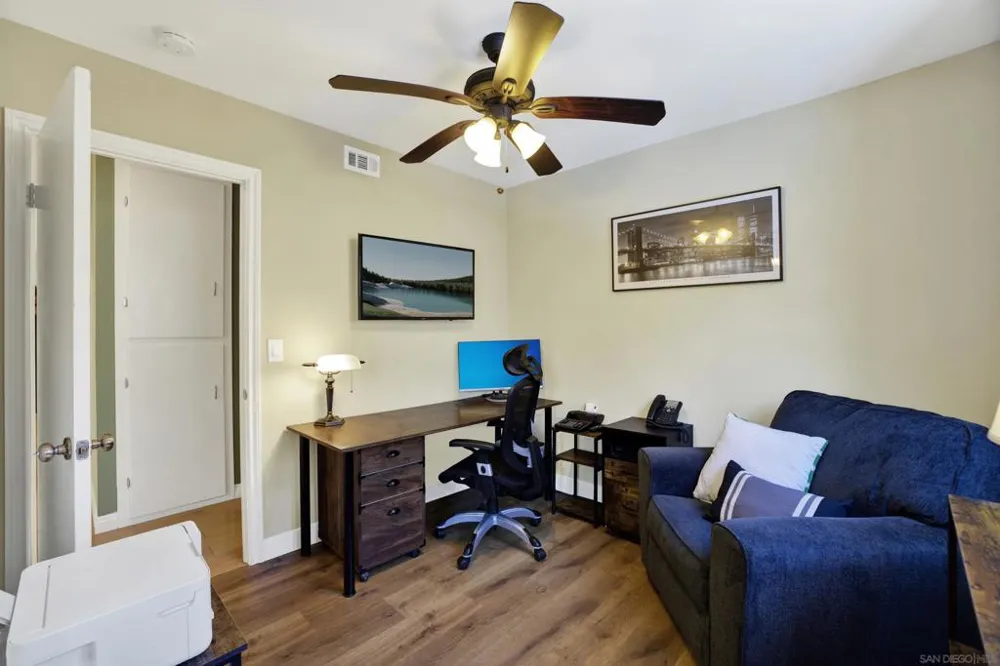 13351 Silver Lake Dr. Poway, CA 92064