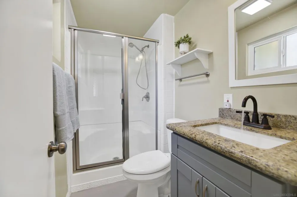 13351 Silver Lake Dr. Poway, CA 92064