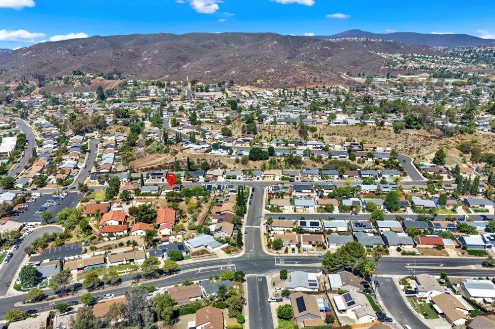13351 Silver Lake Dr. Poway, CA 92064