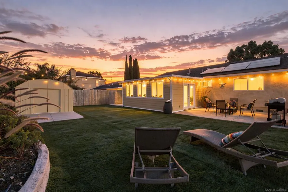 13351 Silver Lake Dr. Poway, CA 92064
